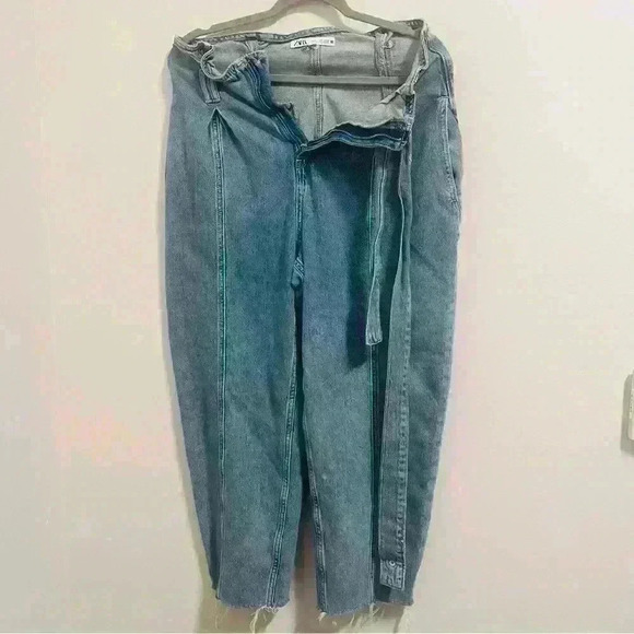 Zara The 90’s Mom Fit High Rise Straight Tapered Denim Blue Jeans Size 6 - Picture 1 of 5